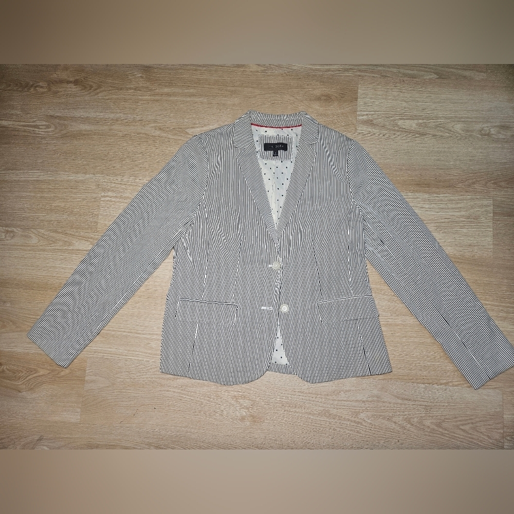 Talbots Stripped Seersucker Blazer Size 8